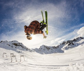 开云体育APP下载-利拉德烈火燎原，一人焚尽波特兰—当传奇之夜遇上无解统治