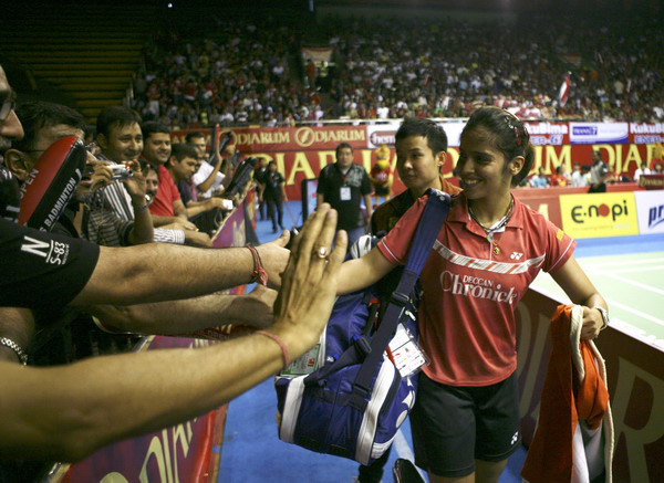 中国羽毛球队横扫印尼羽毛球队，陶菲克高光表现