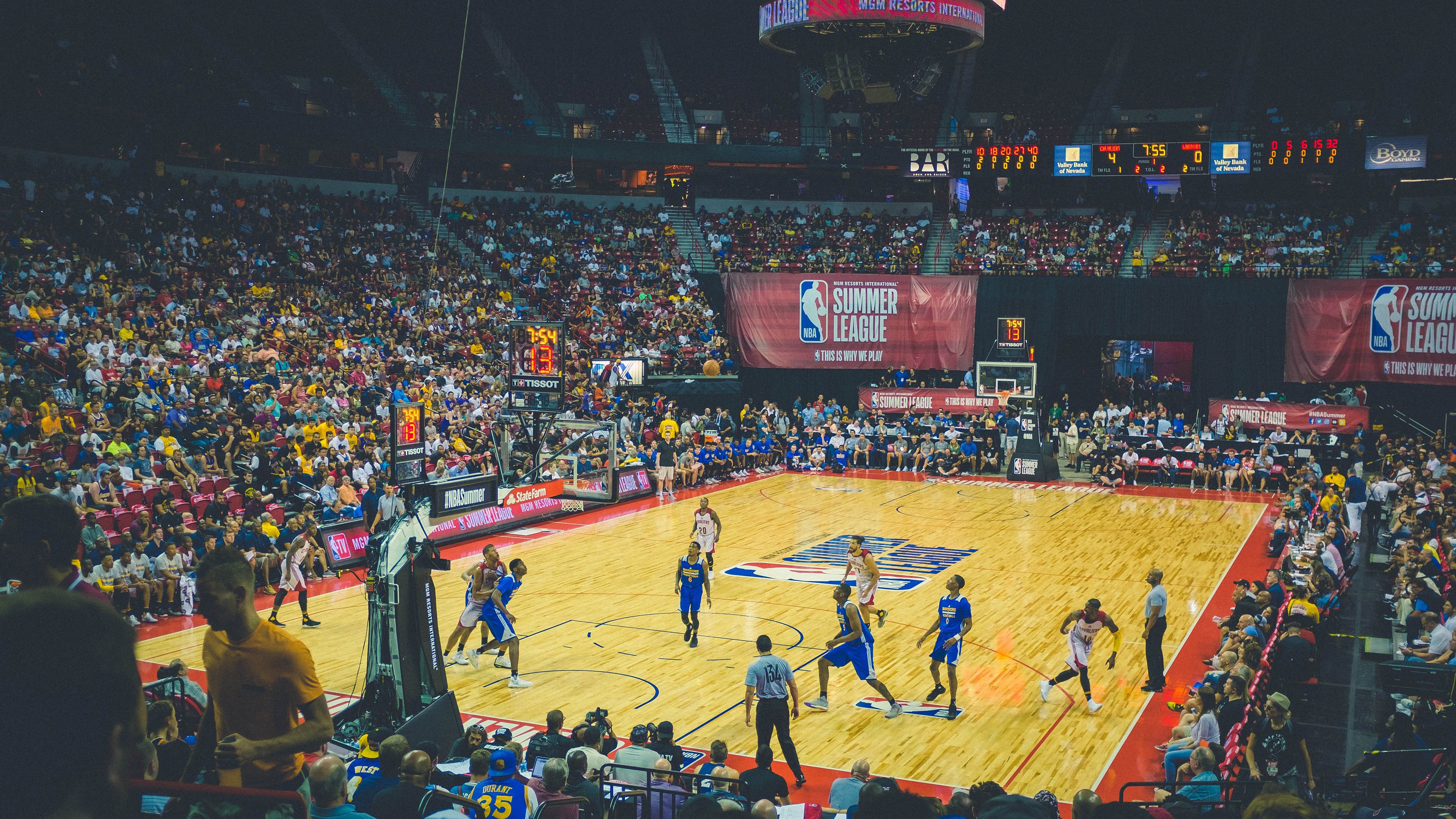 班凯罗无解之谜，勇士铁血防守铸就晋级之路，公牛黯然退场